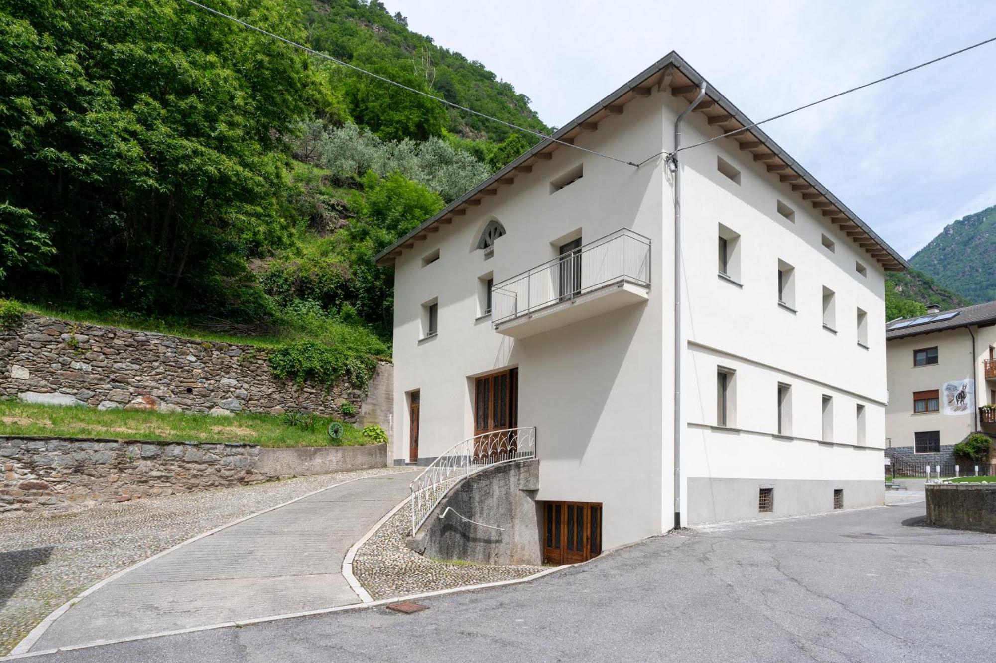 Al Campanile - Valtellina - 15 Min Da Bernina Express Apartman Grosotto Kültér fotó